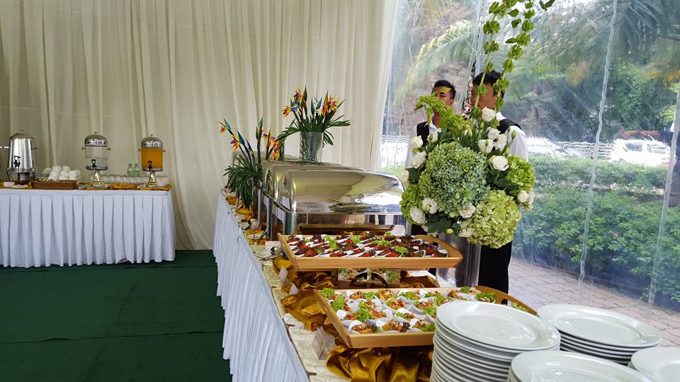 uniq catering
