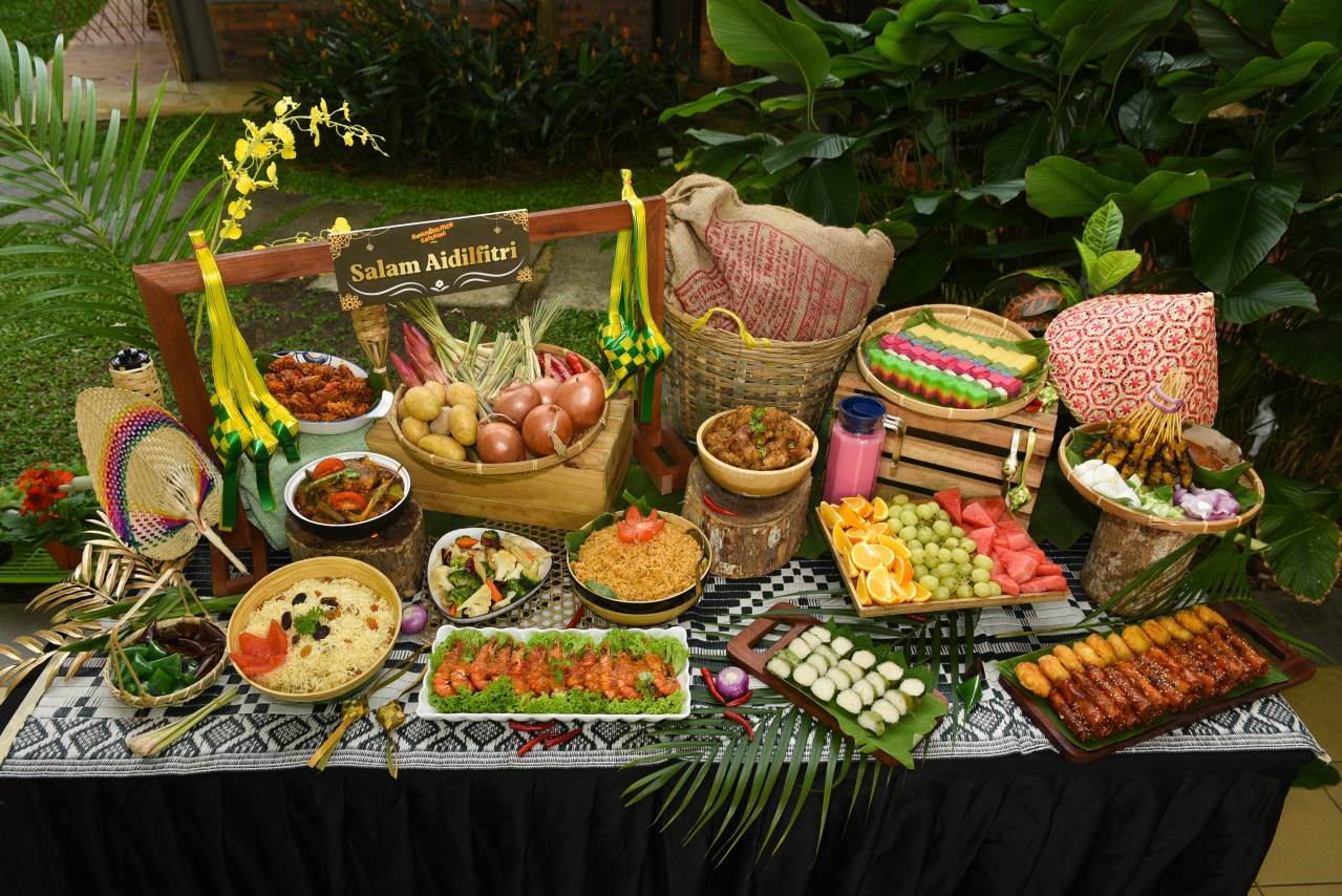 Ramadan catering food